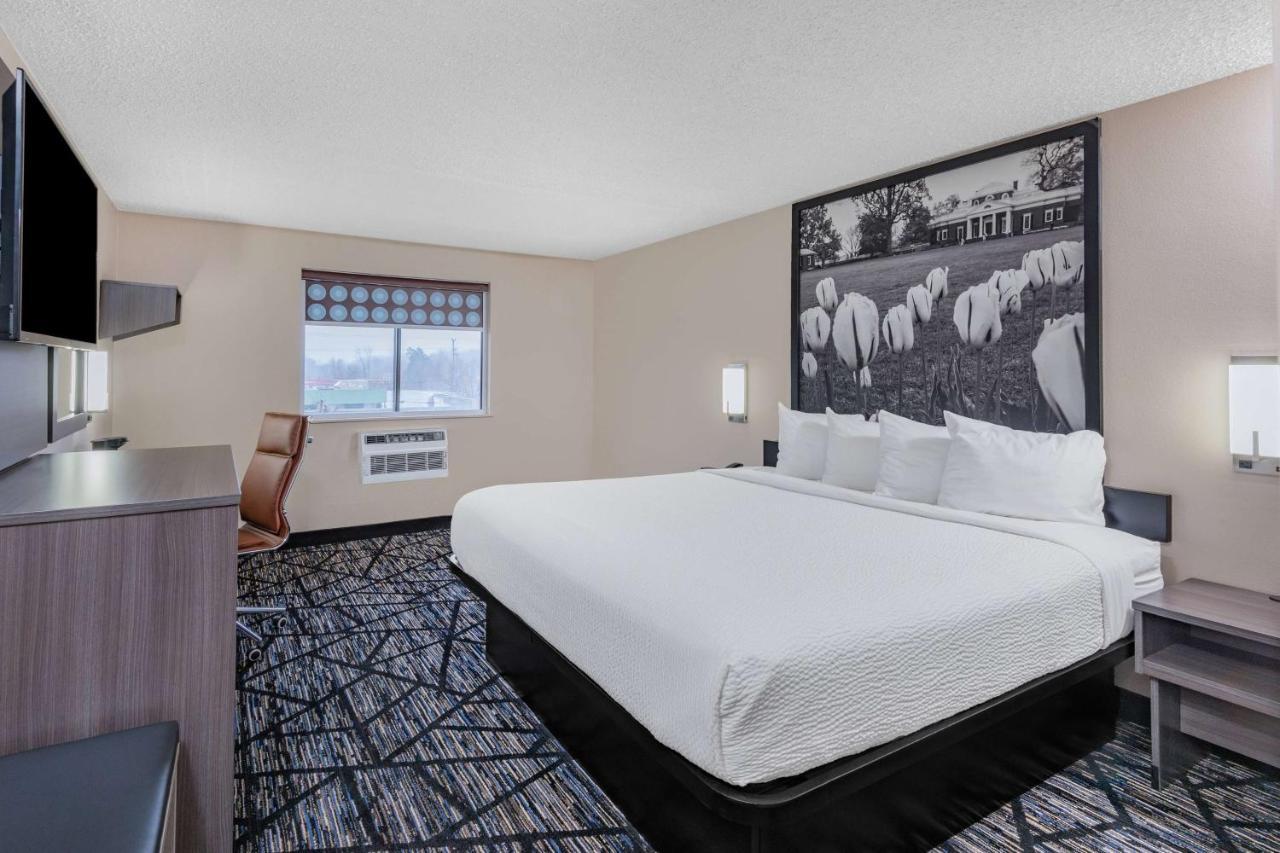 Super 8 By Wyndham Charlottesville Kültér fotó